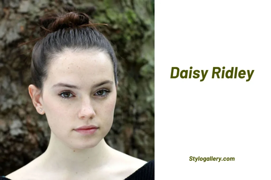  Daisy Ridley